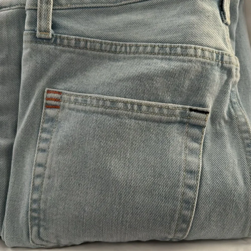 BDG Urban Outfitters Distressed High Rise Baggy Light Wash Denim Jeans- Size 26